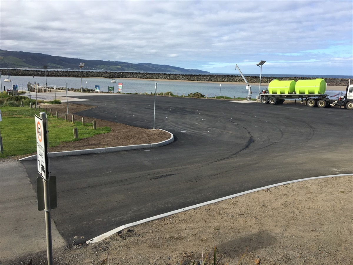 apollo bay boat ramp car park sealing complete - colac