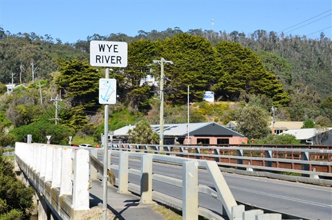 Wye River Entrance Sign.jpg