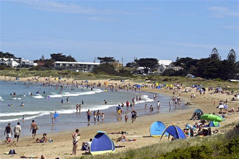 Apollo Bay Beach